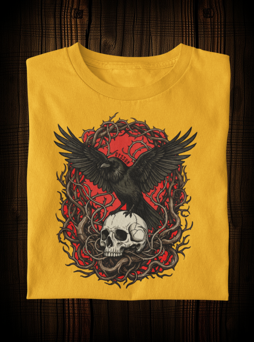 Rabe auf Totenschädel