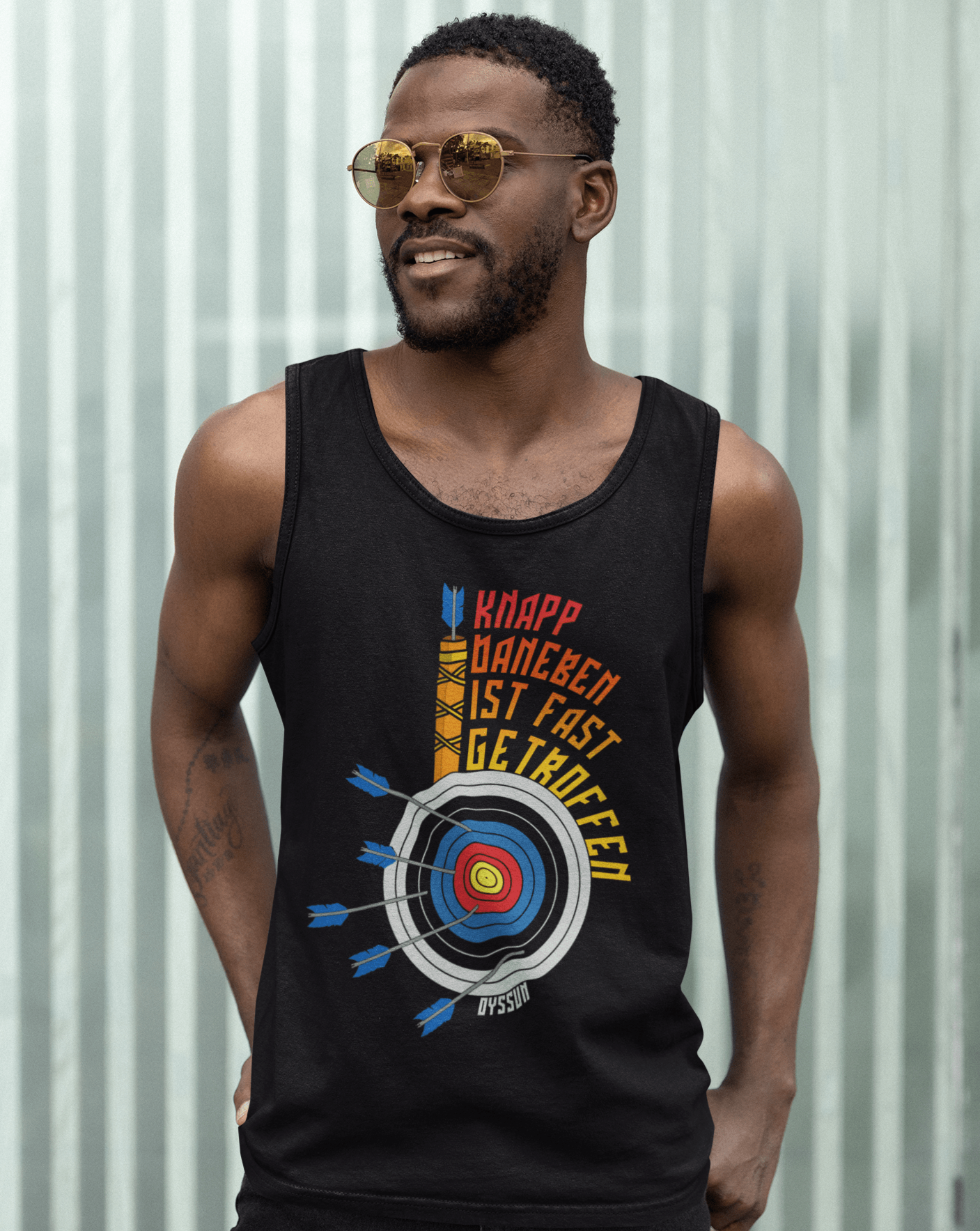 Bogenschießen - Knapp daneben - ist fast getroffen - Tank-Top - Oyssun